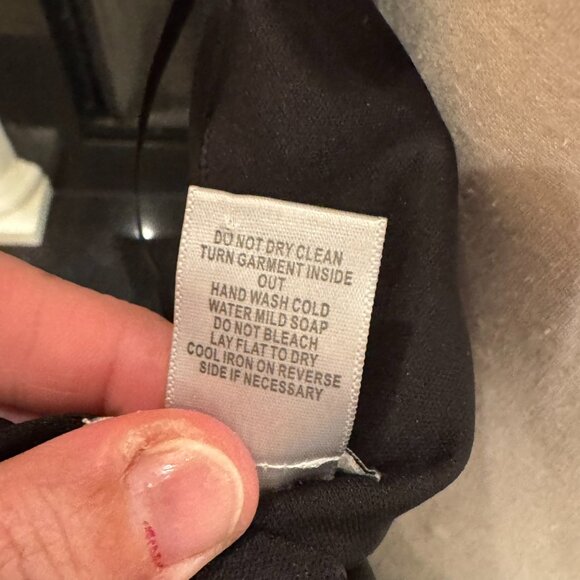 🌺 Cache Multicolor Paisley Halter Dress with Gold Hardware – Size 8 - Picture 11 of 11